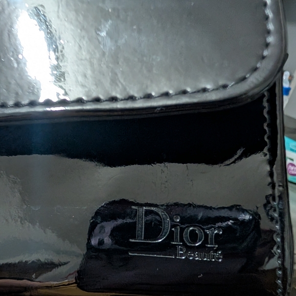 Dior Makeup Bag - Picture 3 of 11